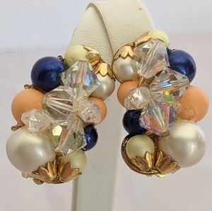 Vintage mid century Gold  clip earrings